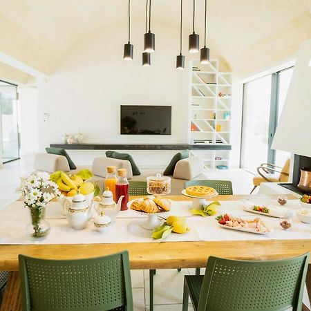 Dimora La Scaledda Bed & Breakfast Serranova Luaran gambar