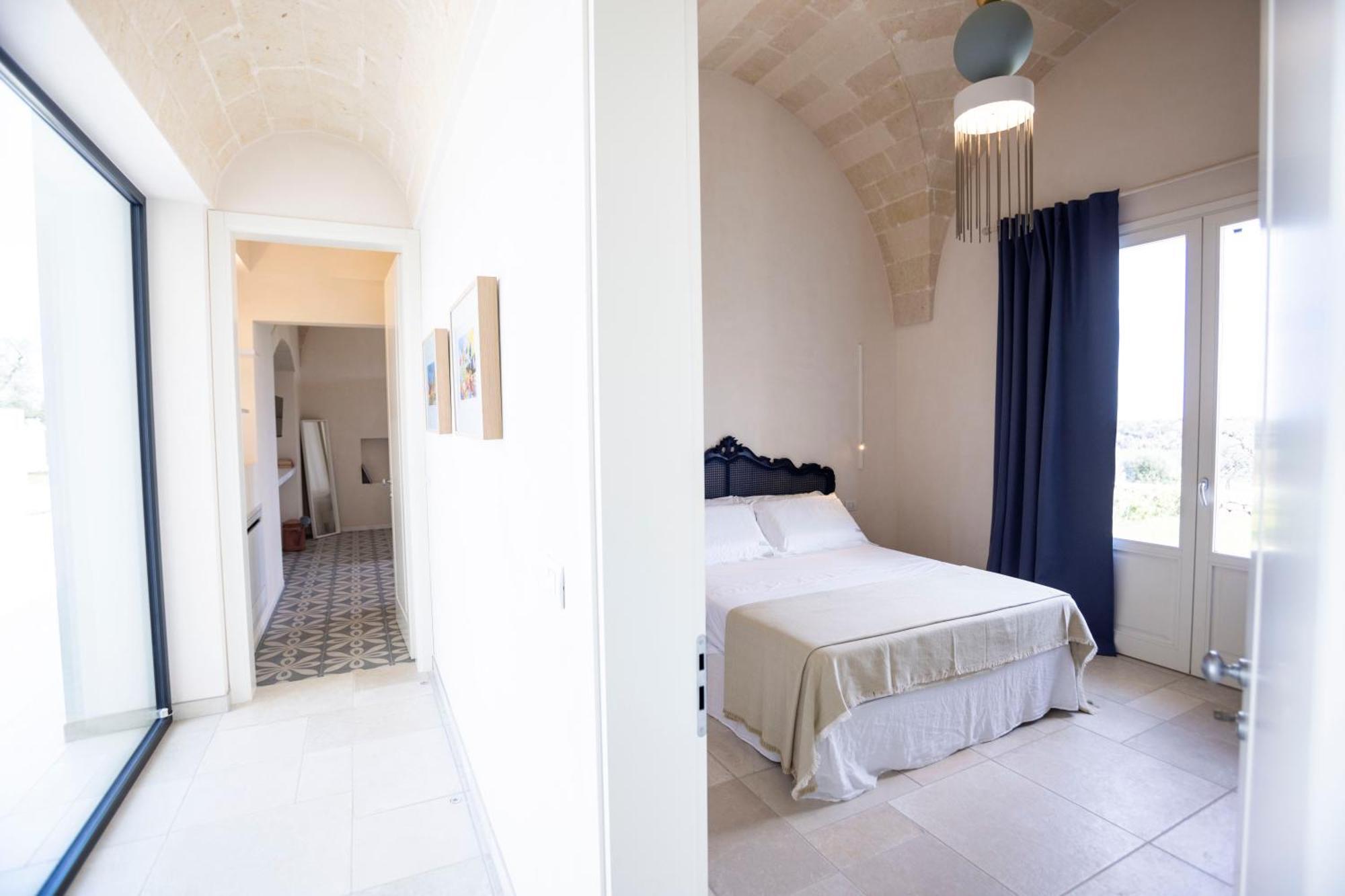 Dimora La Scaledda Bed & Breakfast Serranova Luaran gambar