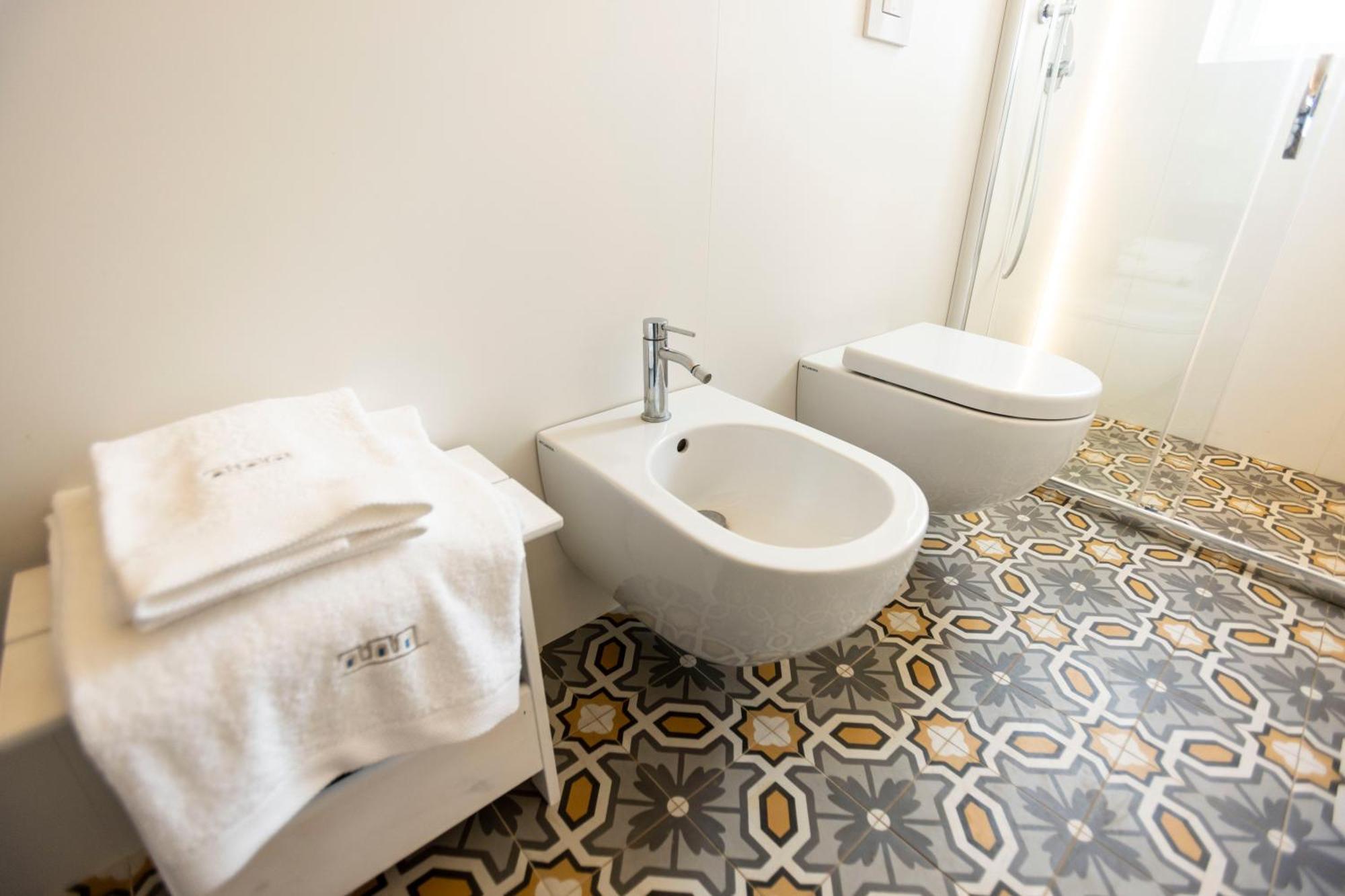 Dimora La Scaledda Bed & Breakfast Serranova Bilik gambar